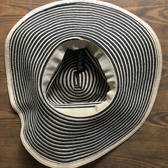 Forever 21 large  floppy hat brown/tan O/S - Picture 3 of 6